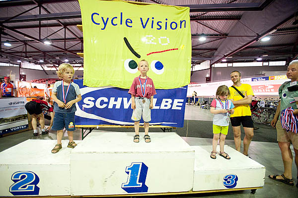 bdm-20100606-0230.jpg
