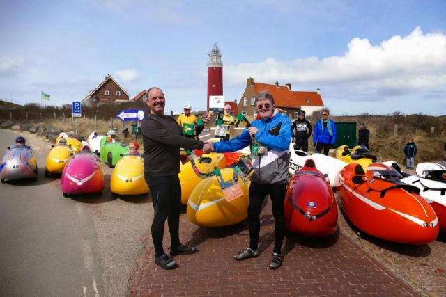 overdracht  op texel  van wim schermer naar matthijs leegwater