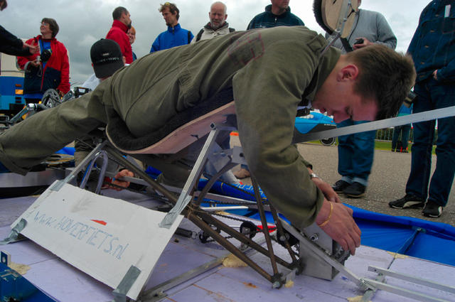 cv2004_av021.jpg