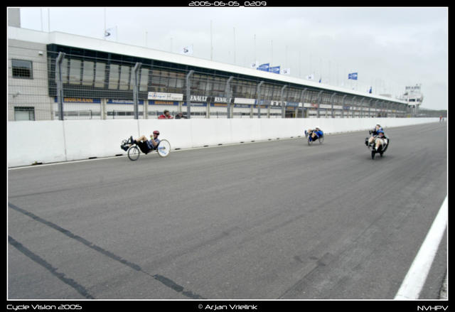 2005-06-05_0209-border