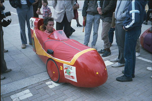 Mike Burrows aan de start
